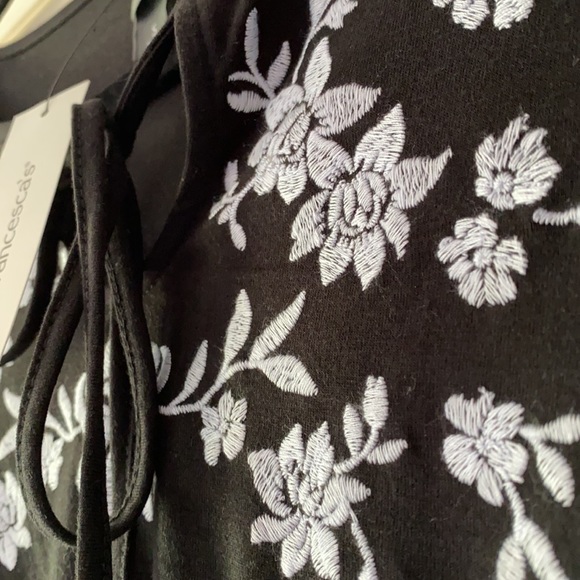 NWT Embroidered Floral Dress - Picture 3 of 5